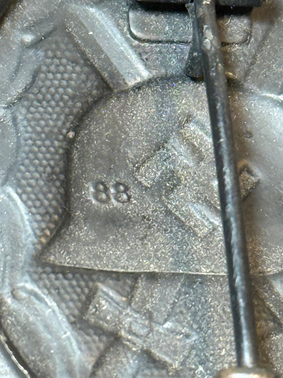 WWII German Black Wound Badge – Maker Marked “88”, Excellent Detail, Original Hardware