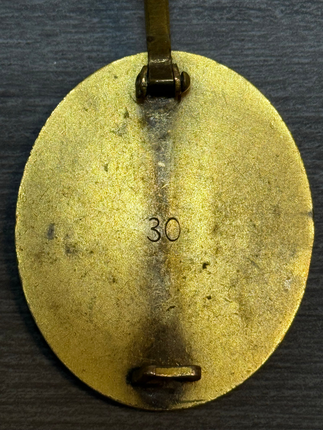 WWII German Wound Badge Gold (Verwundetenabzeichen in Gold) – Maker Marked “30”
