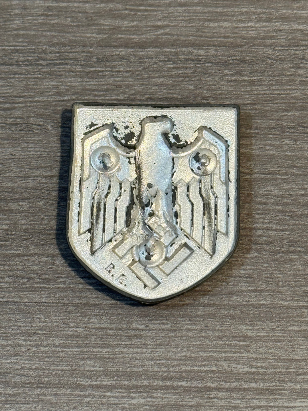 Original WWII German Tropical Helmet Eagle Shield – Afrika Korps – Worn – Missing Prongs