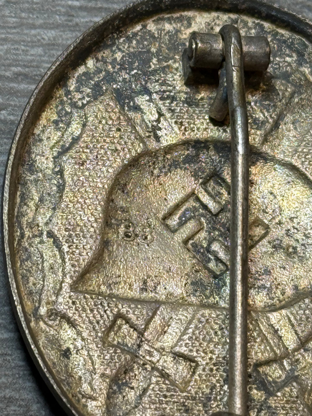 WWII German Silver Wound Badge – Maker Marked “88”, Excellent Detail, Original Hardware