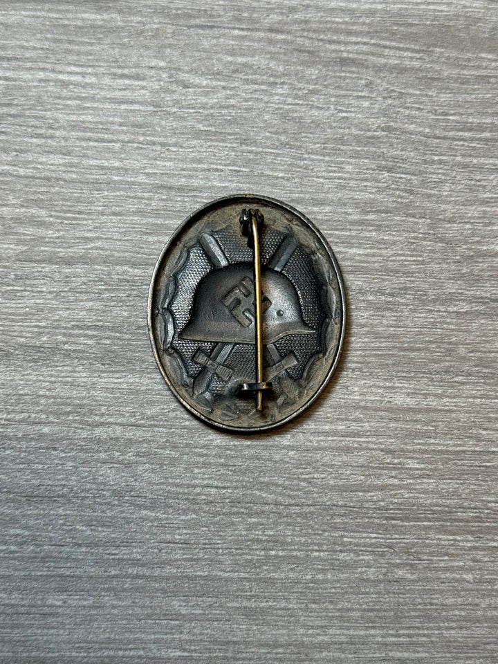 WWII German Black Wound Badge – Nice Detail, Attractive Patina, Original Hardware