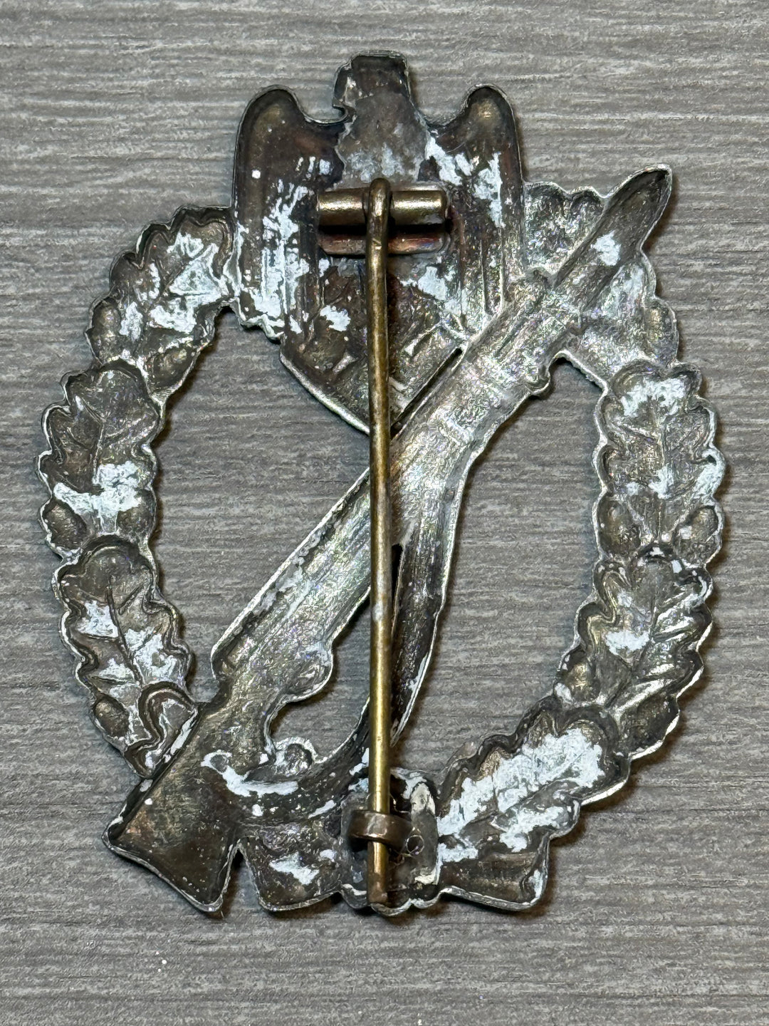 WWII German Infantry Assault Badge Silver – Hollow Back, Unmarked, Original Hardware