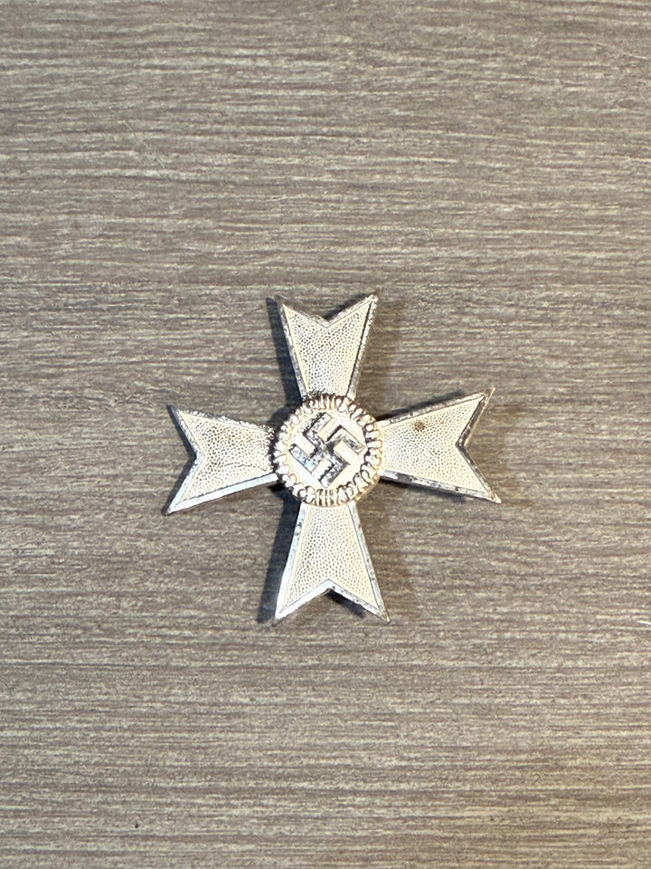WWII German War Merit Cross 1st Class (Kriegsverdienstkreuz 1. Klasse) – Pin Back