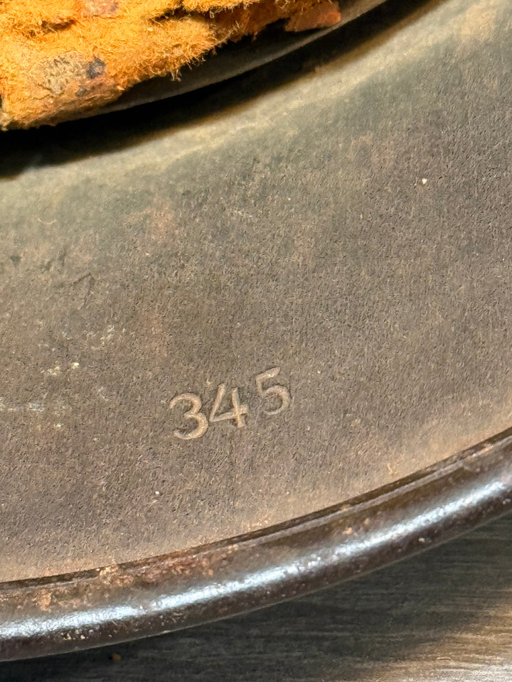Original WWII German Kriegsmarine M40 Helmet (ET64, Complete)