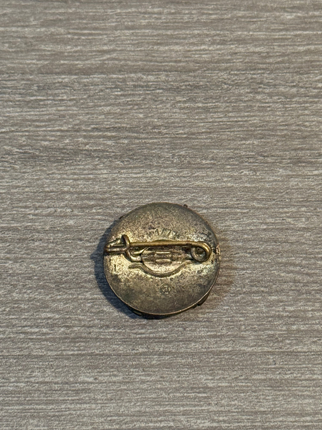 Original WWII German Hitler Youth Marksmanship Pin – RZM M1/77 – HJ Shooting Badge – Authentic