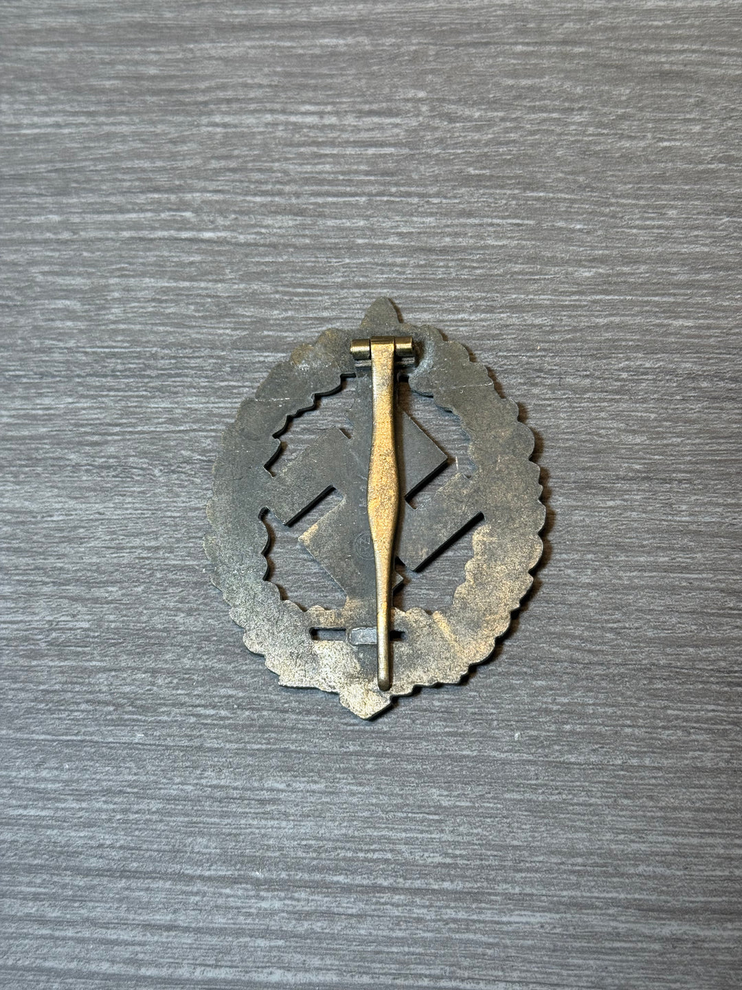 Original SA War Wounded Sport Badge – M1/100 – Werner Redo
