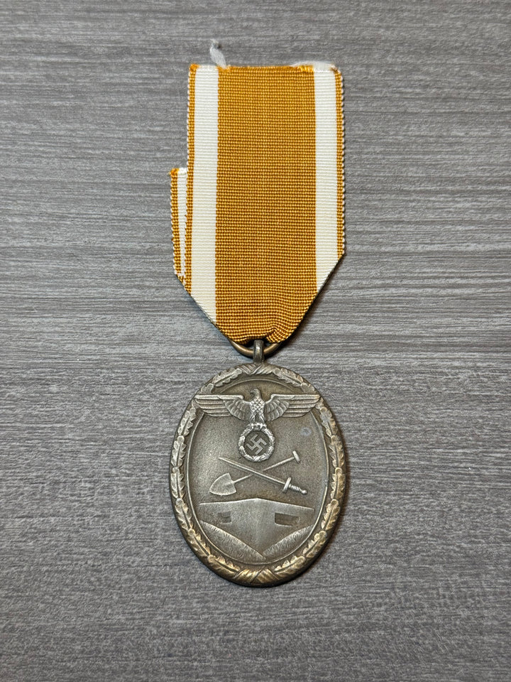 Original WWII German West Wall Medal – With Ribbon – Deutsches Schutzwall Ehrenzeichen