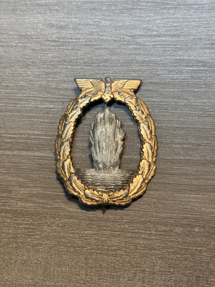 Original WWII German Kriegsmarine Minesweeper Badge – Otto Placzek Berlin